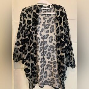 Snow Leopard Print Batwing Open Front Cardigan Shrug One Size (Up to XL)